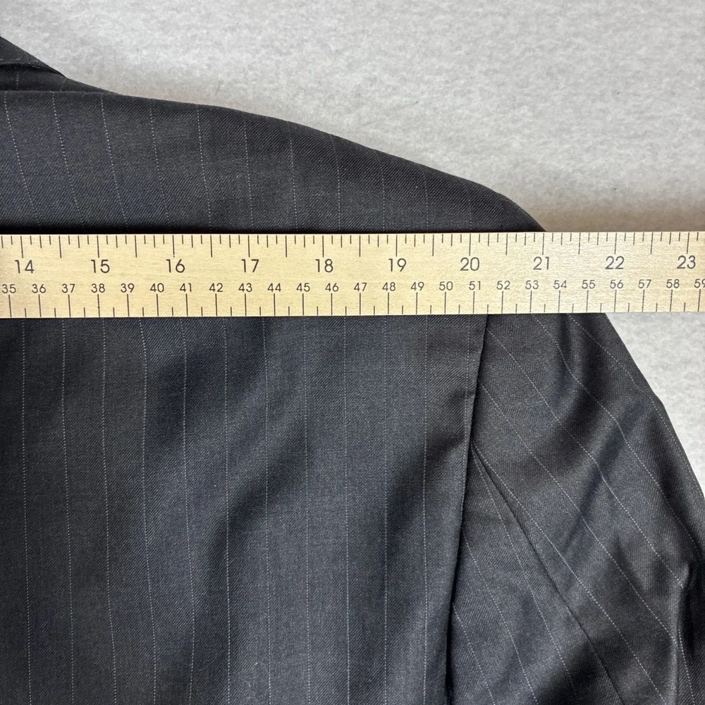Jos. A Bank Men's Wool Charcoal Gray Pinstripe Suit 2 Piece 44R 38x33 Formal